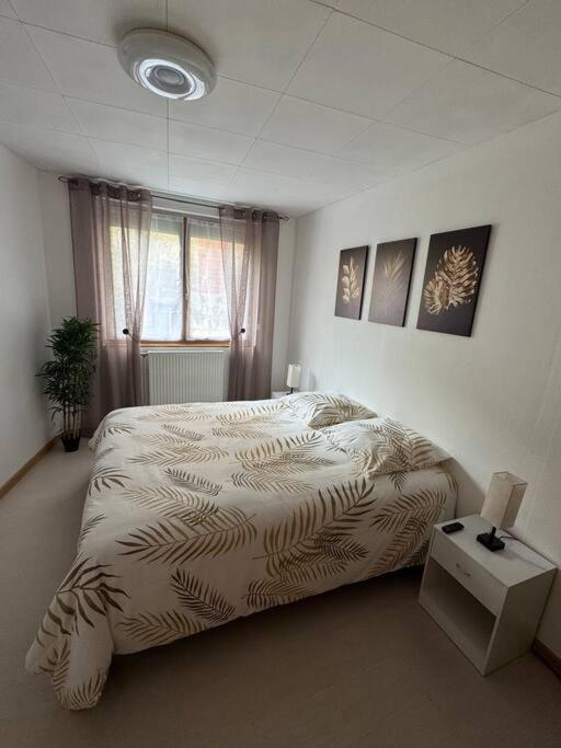 Luxury Room - Havre De Paix Avec Jacuzzi Prive Bar-le-Duc Eksteriør bilde